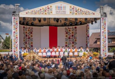 Dożynki w Tryńczy: hołd dla rolników i siły polskiej tradycji