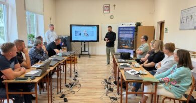 Nauczyciele z Polski i Słowacji rozwijali kompetencje cyfrowe. Szkolenia odbyły się w Brzozowie i Bardejovie