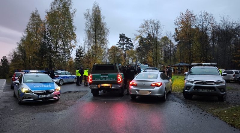 Zagraniczni grzybiarze pod kontrolą służb w rejonie Dukli