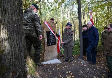 Upamiętniono 80. rocznicę śmierci Antoniego i Janiny Żubrydów