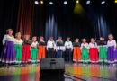 „Jesień z biesiadą” w Brzozowie. Seniorzy wystąpili przed pełną widownią
