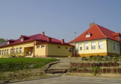 Szkoła w Zmiennicy ogranicza dostęp do budynku. Policja zabrała głos w sprawie internetowego challenge’u